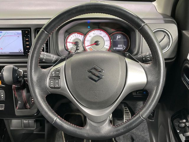 �y�����v�����X�e�A�����O�z�㎿�Ȋv���g�p���邱�ƂŁA��ɂ����������݂ƂĂ��^�]���₷���n���h���ł���