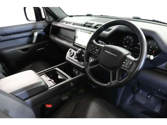 �`���I�ȃI�t���[�h���\�ƌ���I�ȃ��O�W���A���[���������ŗZ�����������f���ł���A1�I�[�i�[�ԂƂ������S�����������܂��B