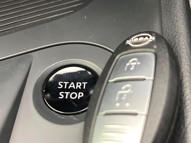 �y�C���e���W�F���g�L�[�z�J�o����|�P�b�g�ɓ��ꂽ�܂܂ł��h�A�̎{���E�������\�ȃX�}�[�g�L�[�𑕔��B�G���W���̃I���E�I�t�����J�M�����o���K�v����������Ƃ��Ă��֗��ł���