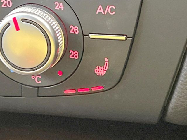 ���t�����g�V�[�g�q�[�e�B���O:�^�]�ȁE����ȋ��ɎO�i�K�Œ��߂��\�ȃV�[�g�q�[�^�[�𑕔����Ă���܂��B�G�߂��킸���K�ɂ��g�p���������܂��B