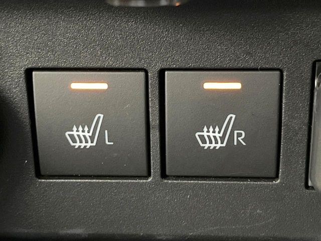 【シートヒーター】寒い日に重宝するシートヒーター!エアコンより早く温まってくれるので寒がりの人も安心ですね♪エアコンの温風は乾燥するから苦手、という方にもをおすすめです。