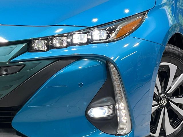 �yLED�w�b�h���C�g�z���V����ԑ��s�����ǍD�Ȏ��E���m�ۂ����S���ĉ^�]�ł��鍂�P�xLED�w�b�h���C�g�𑕔�!�_�����x�������A����d�͂��}�����Ă��܂��B