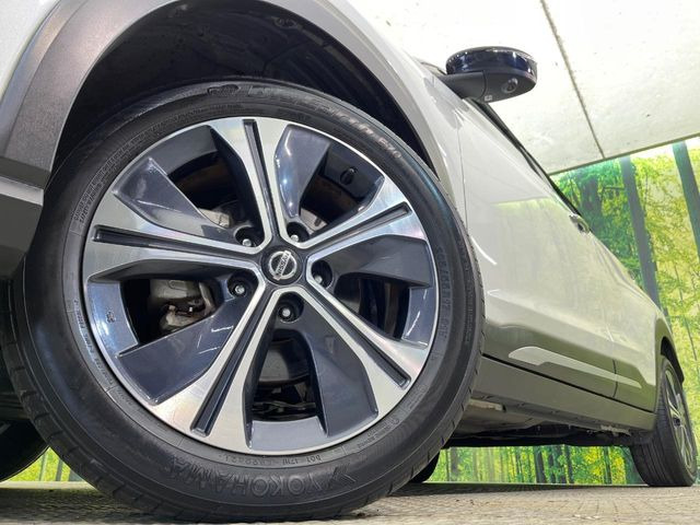 �y����17�C���`�A���~�z�C�[���z�O�ςɃ}�b�`���������A���~�z�C�[���𑕒����Ă���܂��B�e��ЊO�A���~�z�C�[����A�X�^�b�h���X�^�C�����戵�����Ă���܂��B���񂲑��k����������