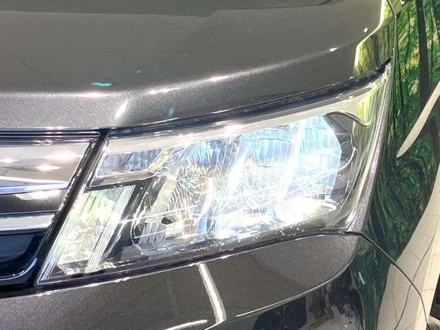 �yLED�w�b�h���C�g�z���V����ԑ��s�����ǍD�Ȏ��E���m�ۂ����S���ĉ^�]�ł��鍂�P�xLED�w�b�h���C�g�𑕔�!�_�����x�������A����d�͂��}�����Ă��܂��B