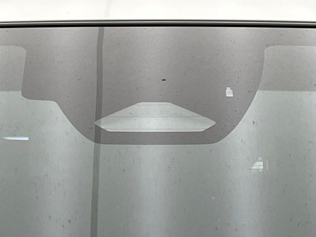 �y�g���^�Z�[�t�e�B�Z���X�z���s���ɑO���̎ԗ�����F�����A�Փ˂������Ȏ��͌x��ƃu���[�L�ŏՓˉ���Ɣ�Q�y�����A�V�X�g�B�����S�Ƀh���C�u�����y���݂��������܂��B