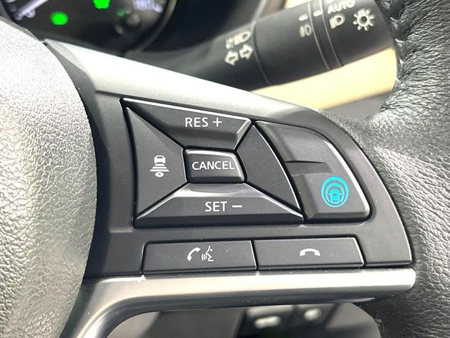 �y�v���p�C���b�g�z�������H�ł̒��������s���y��!!�a�؎��Ə��񑖍s�̃V�[���ŁA�A�N�Z���E�u���[�L�E�X�e�A�����O�������Ő��䂵�A�������^�]�̕��S���y�����Ă���܂���