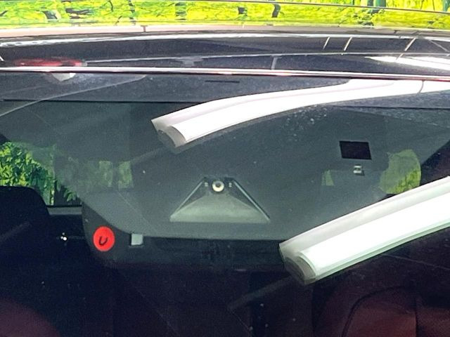 �y�v���N���b�V���Z�[�t�e�B�z�O���̎ԗ��������m���A�Փ˂������Ȏ��͌x��Œ��ӂ𑣂��A�u���[�L�𓥂ޗ͂��T�|�[�g�B�u���[�L�𓥂߂Ȃ������ꍇ�͏Փ˔�Q�y���u���[�L���쓮�A�Փˉ�����T�|�[�g���܂��B