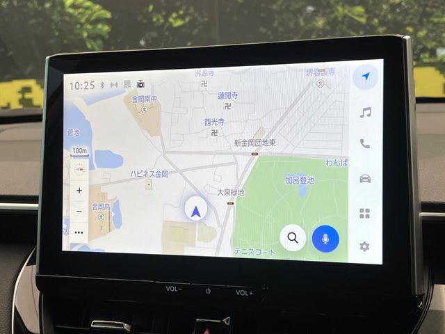 �y10.5�C���` �f�B�X�v���C�I�[�f�B�I�z���ʂ̃f�B�X�v���C��AppleCarPlay��AndroidAuto�����p�\�B�傫�ȉ�ʂŃX�}�z�i�r�A�v���������p���������܂���