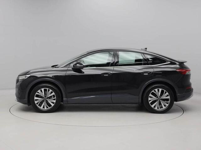 Q4スポーツバックe-tron40 アドバンスド