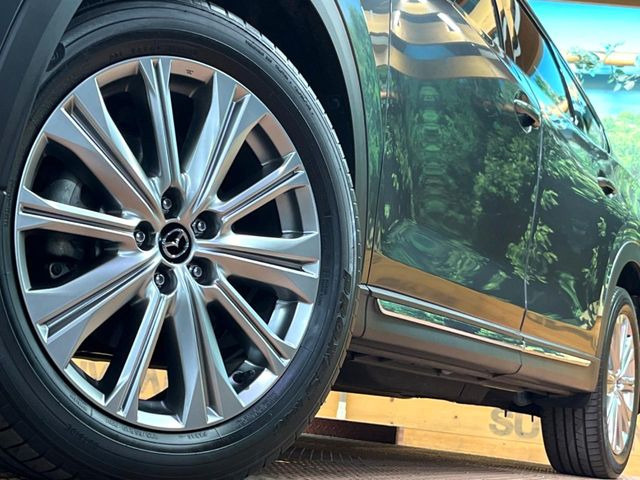 �y����19�C���`�A���~�z�C�[���z�O�ςɃ}�b�`���������A���~�z�C�[���𑕒����Ă���܂��B�e��ЊO�A���~�z�C�[����A�X�^�b�h���X�^�C�����戵�����Ă���܂��B���񂲑��k����������