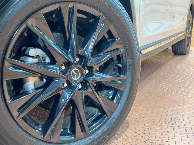 �y����19�C���`�A���~�z�C�[���z�O�ςɃ}�b�`���������A���~�z�C�[���𑕒����Ă���܂��B�e��ЊO�A���~�z�C�[����A�X�^�b�h���X�^�C�����戵�����Ă���܂��B���񂲑��k����������