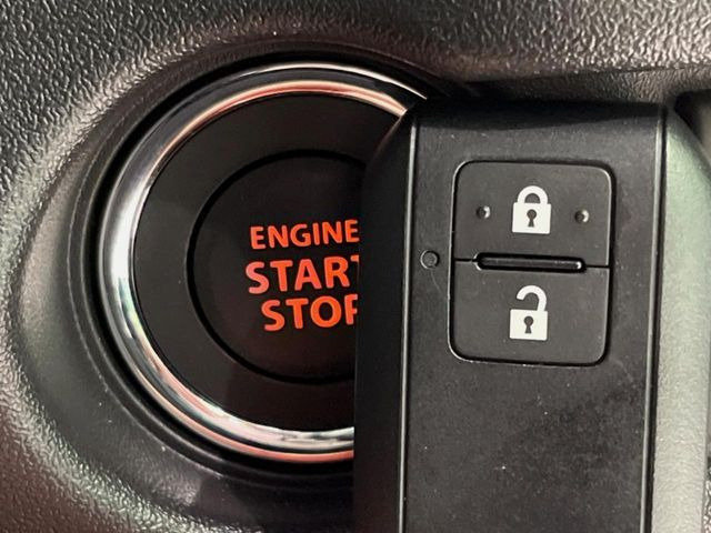 �y�L�[���X�X�^�[�g�V�X�e���z�J�o����|�P�b�g�ɓ��ꂽ�܂܂ł��h�A�̎{���E�������\�ȃX�}�[�g�L�[�𑕔��B�G���W���̃I���E�I�t�����J�M�����o���K�v����������Ƃ��Ă��֗��ł���