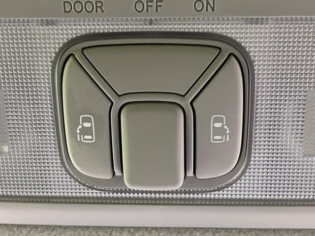 �y�����p���[�X���C�h�h�A�z�X�}�[�g�L�[��^�]�Ȃ̃X�C�b�`�Ō�ȗ����X���C�h�h�A�̊J���\���d��������͂����ăh�A���J����K�v�������A�����Ȃ��q�l�ł��ȒP�ɊJ���߂ł����K�ł���