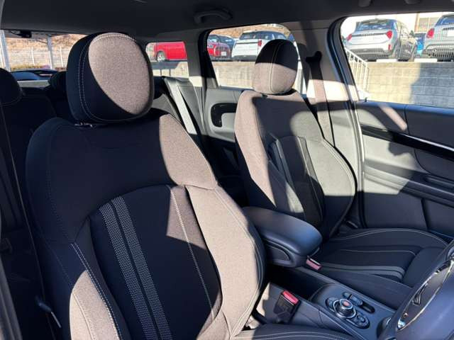 ミニクロスオーバークーパー SD オール4 4WD