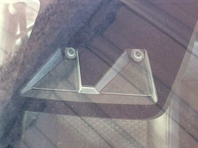 �y�X�}�[�g�A�V�X�g�z���s���ɑO���̎ԗ�����F�����A�Փ˂������Ȏ��͌x��ƃu���[�L�ŏՓˉ���Ɣ�Q�y�����A�V�X�g�B�����S�Ƀh���C�u�����y���݂��������܂��B