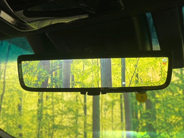 �y�f�W�^���C���i�[�~���[�z�J�������B�e�����ԗ�����̉f�������[���~���[���ɕ\���B�N���A�Ȏ��E�ŏ󋵂̊m�F���\�ł�!���h�����R�@�\�����p�ɂ͕ʓrSD�J�[�h�����p�ӂ��������ꍇ������܂��B