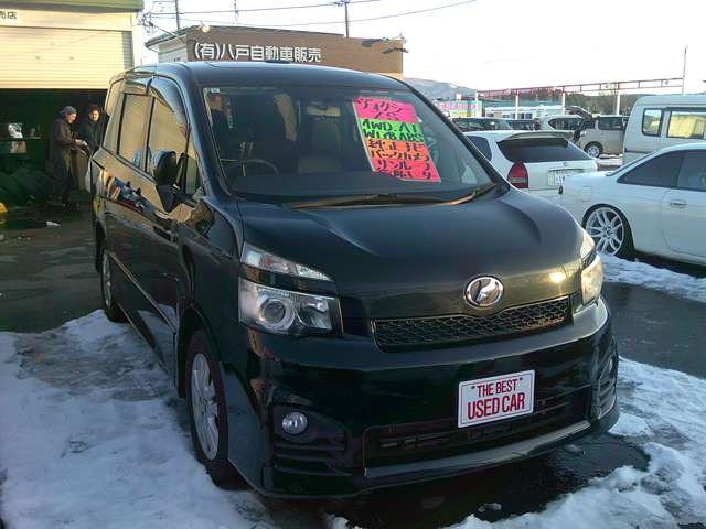 ヴォクシー2.0 ZS 4WD