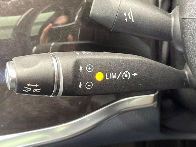 ���f�B�X�g���j�b�N�v���X:�s�s�A�x�O�A�������H�Ȃǂ̑��s���ɁA�X�e���I�}���`�p�[�p�X�J�����ƃ��[�_�[�Z���T�[�ɂ��A�O���Ԃ�F�����đ��x�ɉ������Ԋԋ������ێ����鎟����̃N���R��!