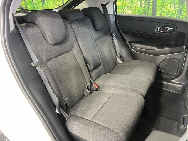 ���i���ȃI���W�i���t���A�}�b�g���I�v�V�����ɂĂ��p�ӂ��Ă���܂��B���D���ȃf�U�C����J���[�����Ԃɍ��킹�đI��ł����������Ƃ��ł��܂���