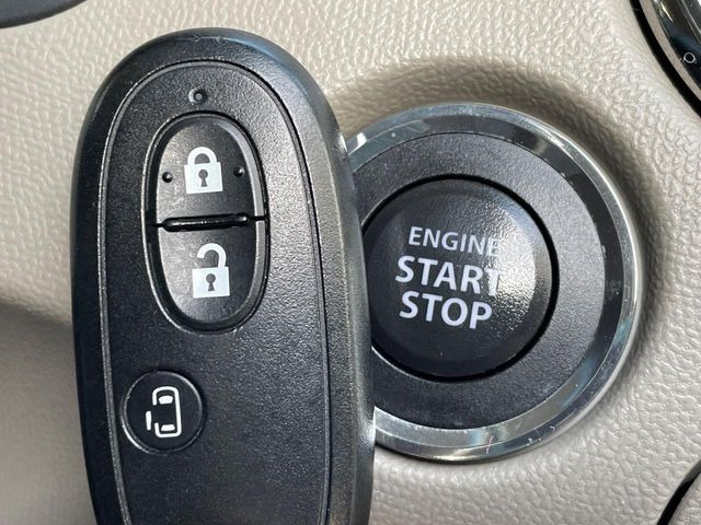 �y�L�[���X�X�^�[�g�V�X�e���z�J�o����|�P�b�g�ɓ��ꂽ�܂܂ł��h�A�̎{���E�������\�ȃX�}�[�g�L�[�𑕔��B�G���W���̃I���E�I�t�����J�M�����o���K�v����������Ƃ��Ă��֗��ł���