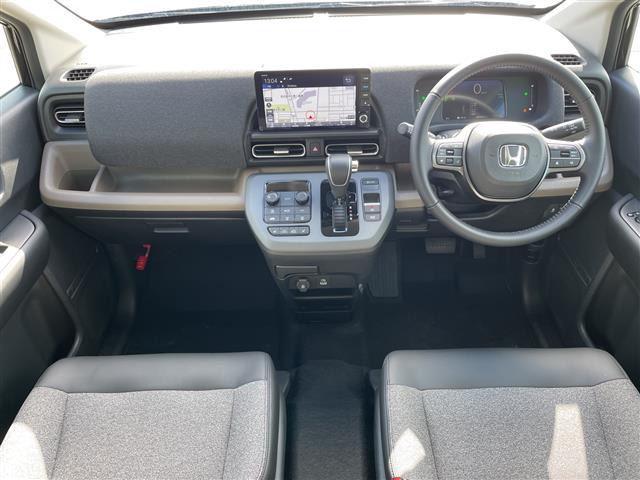 フリード1.5 e:HEV エアー EX