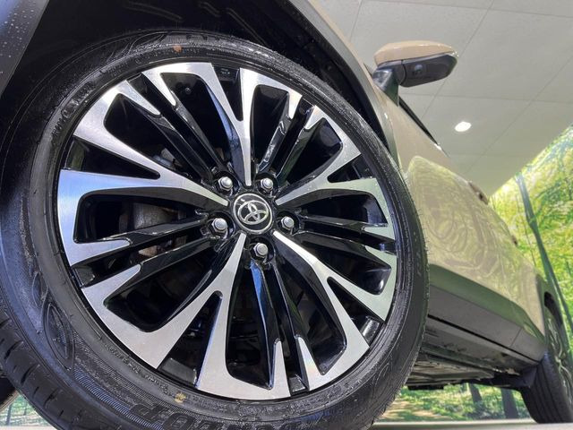 �y����18�C���`�A���~�z�C�[���z�O�ςɃ}�b�`���������A���~�z�C�[���𑕒����Ă���܂��B�e��ЊO�A���~�z�C�[����A�X�^�b�h���X�^�C�����戵�����Ă���܂��B���񂲑��k����������