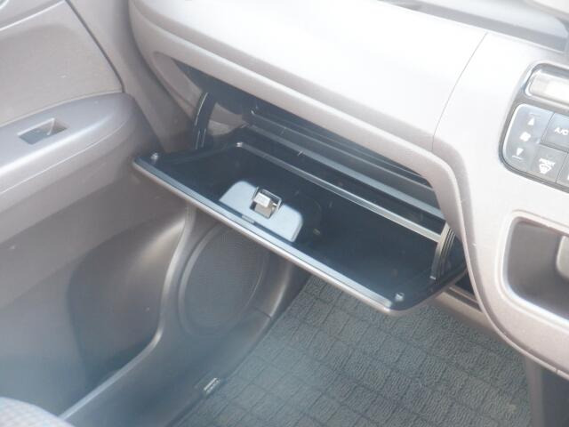 �Ԍ��ؓ��ꓙ���ވꎮ�����[�ł���O���[�u�{�b�N�X