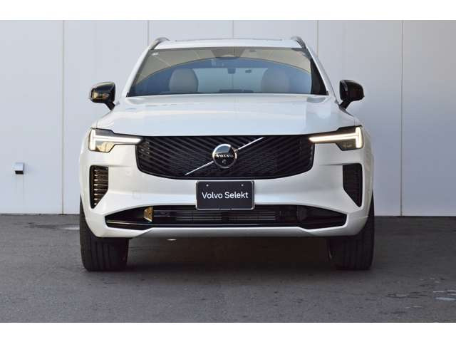 XC90ウルトラ T8 AWD プラグイン ハイブリッド 4WD