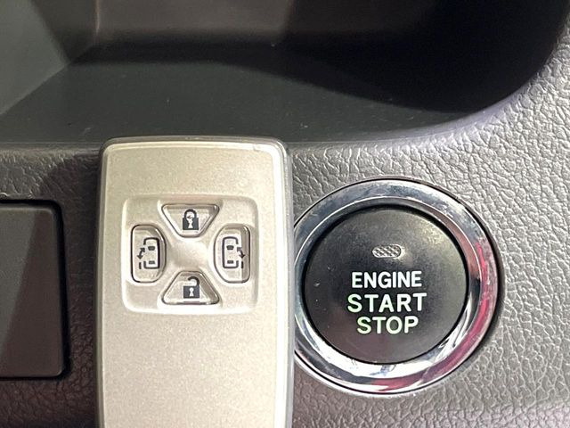 �y�X�}�[�g�L�[�z�J�o����|�P�b�g�ɓ��ꂽ�܂܂ł��h�A�̎{���E�������\�ȃX�}�[�g�L�[�𑕔��B�G���W���̃I���E�I�t�����J�M�����o���K�v����������Ƃ��Ă��֗��ł���