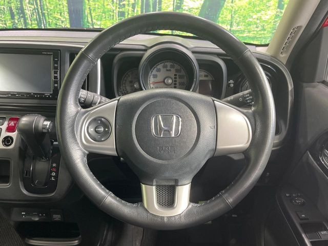 �y�X�e�A�����O�X�C�b�`�z�^�]���A�O������ڐ������炷���ƂȂ��A�I�[�f�B�I���̑��삪�\�ȕ֗��@�\!���S&���K�ȃh���C�u�����o���Ă���܂���