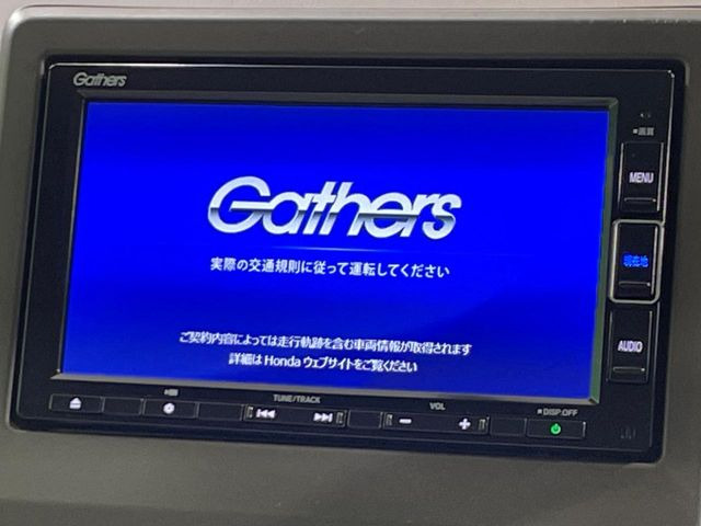 �y�����i�r�z�l�C�̏����i�r�𑕔����Ă���܂��B�i�r�̎g���₷���͂������A�I�[�f�B�I�@�\���[��!�L�����v�◷�s�͂������A�ʋ΂┃�����ȂǕ��i�̃h���C�u���y�����Ȃ�͂���