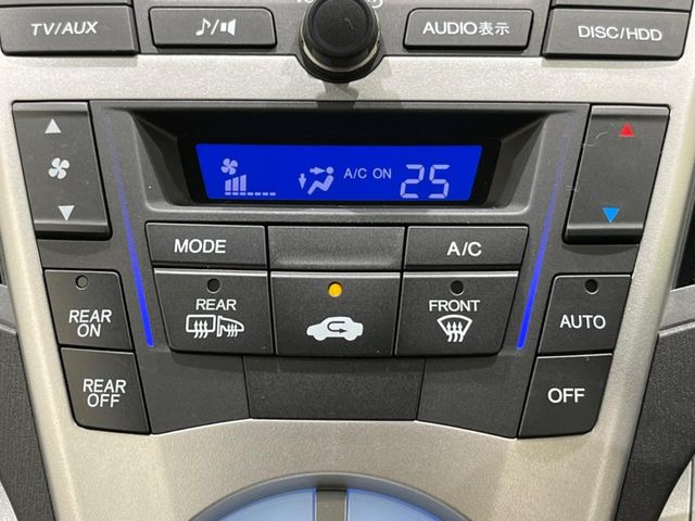 �y�I�[�g�G�A�R���z��x���D�݂̉��x�ɐݒ肷��΁A�ԓ��̉��x�����m�����ʂ≷�x�������Œ����B����&hellip;����&hellip;�Ɖ��x���X�C�b�`���������K�v�͂���܂���B���K�Ȏԓ���Ԃɂ͕K�{�̋@�\�ł��ˁ�