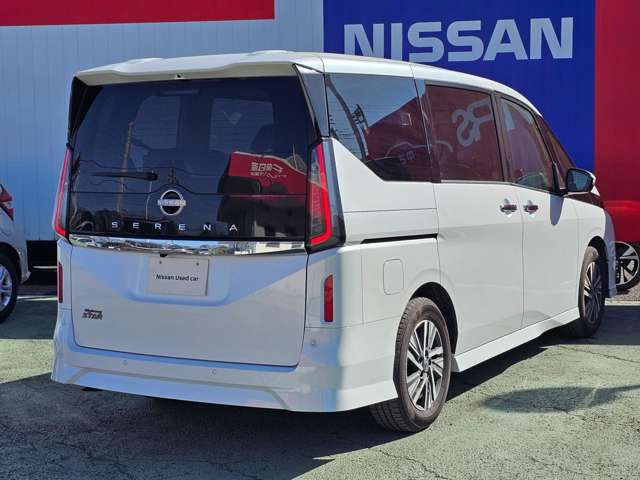 セレナ2.0 ハイウェイスターV