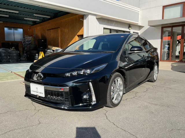 プリウスPHV1.8 S GR スポーツ