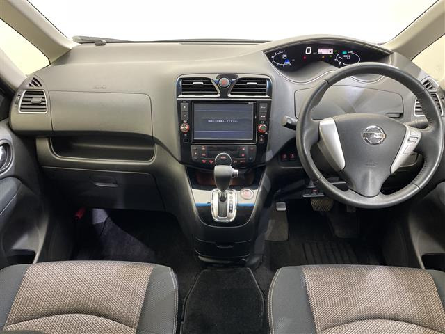 セレナ2.0 ハイウェイスター Vセレクション+Safety S-HYBRID