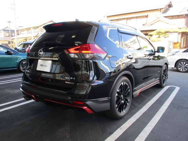 エクストレイル2.0 20Xi ハイブリッド レザーエディション 4WD