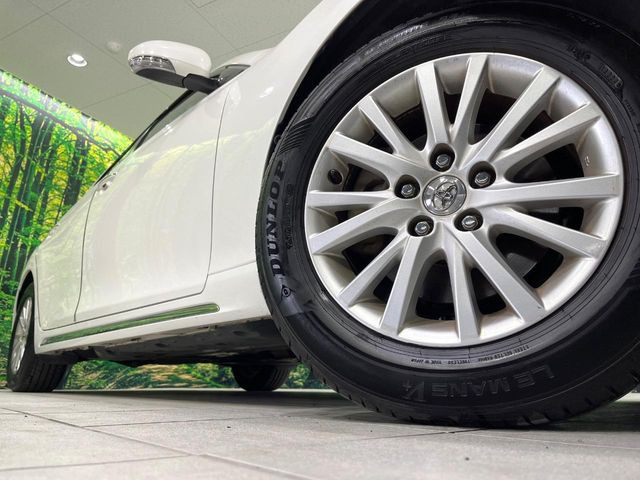 �y����16�C���`�A���~�z�C�[���z�O�ςɃ}�b�`���������A���~�z�C�[���𑕒����Ă���܂��B�e��ЊO�A���~�z�C�[����A�X�^�b�h���X�^�C�����戵�����Ă���܂��B���񂲑��k����������