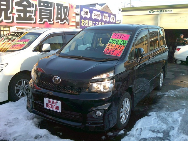 ヴォクシー2.0 ZS 4WD
