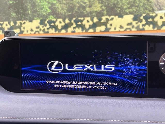 �y�}�[�N���r���\���T�E���h�V�X�e���t�������i�r�z�[���̃i�r�@�\�͂������A���x�ȃ`���[�j���O�\�͂����ڂ���Ă���A�������ȉ��y�����y���݂��������܂���