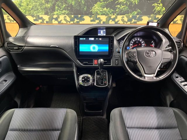 ヴォクシー2.0 ZS 煌II