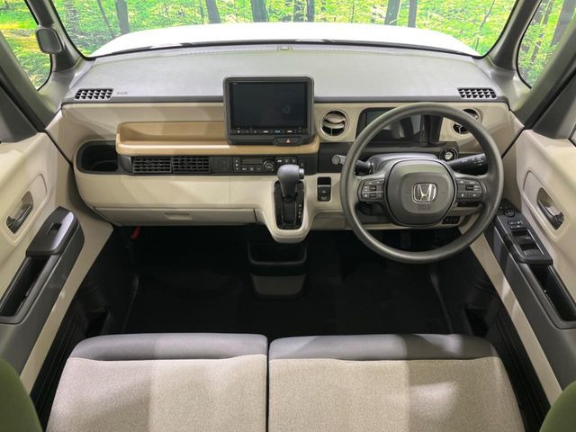 N-BOXベースグレード