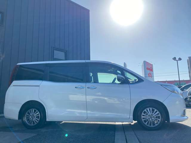 特殊なお車の制作や販売も可能です!(キッチンカーや積載車、ダンプカーやレプリカ車、バスなどなど)流行りのSUVは勿論、EV(電気自動車)やハイブリッド(PHEV含む)も納車実績がございます!何でもご相談を!