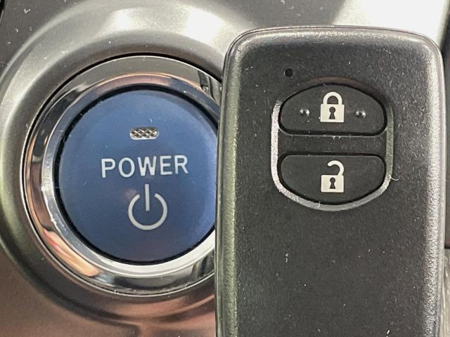 �y�X�}�[�g�L�[�z�J�o����|�P�b�g�ɓ��ꂽ�܂܂ł��h�A�̎{���E�������\�ȃX�}�[�g�L�[�𑕔��B�G���W���̃I���E�I�t�����J�M�����o���K�v����������Ƃ��Ă��֗��ł���