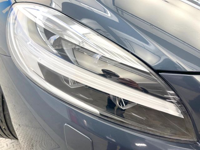 ��LED�w�b�h���C�g:��ԑ��s�����ǍD�Ȏ��E���m�ۂ����S���ĉ^�]�ł��鍂�P�xLED�w�b�h���C�g�𑕔�!�_�����x�������A����d�͂��}�����Ă��܂��B