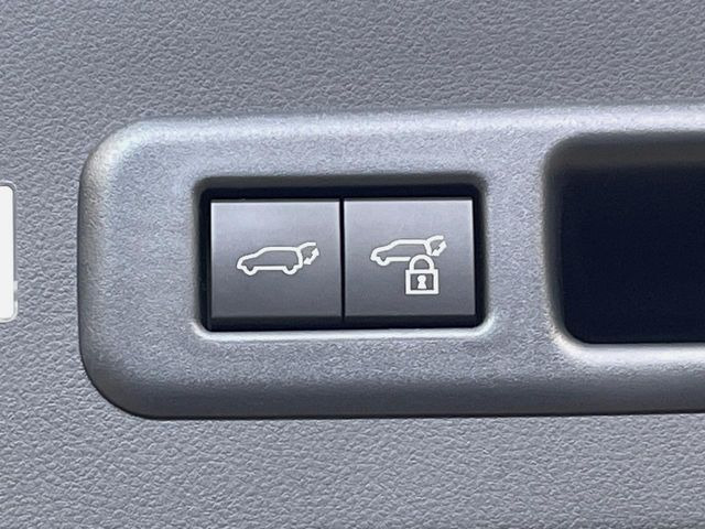 �y�p���[�o�b�N�h�A�z�X�}�[�g�L�[��^�]�Ȃ̃{�^�������������Ń��A�Q�[�g�������ŊJ���܂�!�ו��������Ă��鎞��A�����ʒu�ɂ���o�b�N�h�A��߂�ۂɕ֗��ȋ@�\�ł���