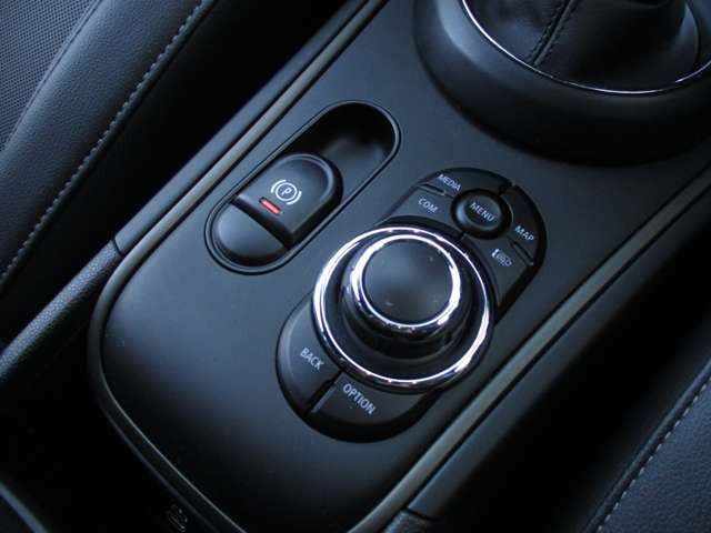 ���d�b�̓t���[�_�C�����łǂ�����0078-6002-334194��(�g��PHS��) ���ꏊ�́A���̓��H���� �p�[�N�h�[��(KK�E�C���O)���� �I�����W�̊����ڈ�ł���