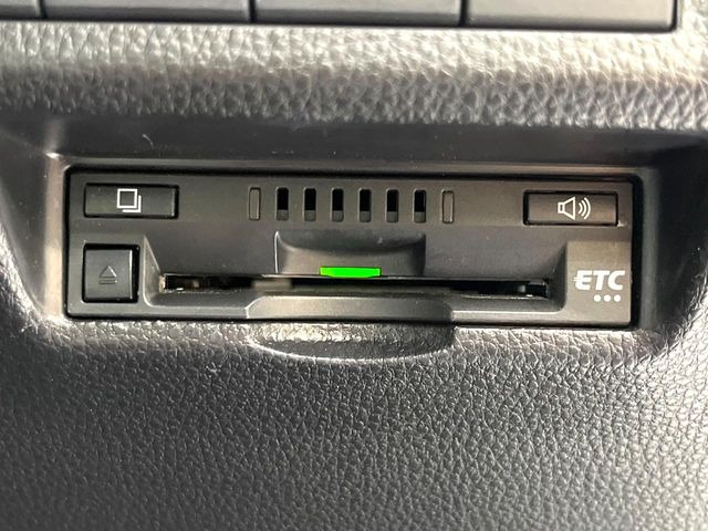 【ETC】高速道路の料金所をストレスなく通過!話題のスポットやサービスエリアに多い「スマートIC」利用時は必須のアイテムです。当店でセットアップを実施、ご納車当日からすぐにご利用いただけます!