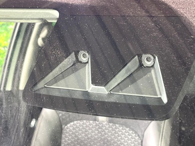 �y�X�}�[�g�A�V�X�g�z���s���ɑO���̎ԗ�����F�����A�Փ˂������Ȏ��͌x��ƃu���[�L�ŏՓˉ���Ɣ�Q�y�����A�V�X�g�B�����S�Ƀh���C�u�����y���݂��������܂��B