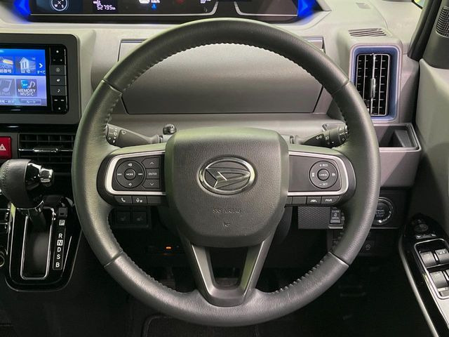 �y�����v�����X�e�A�����O�z�㎿�Ȋv���g�p���邱�ƂŁA��ɂ����������݂ƂĂ��^�]���₷���n���h���ł���