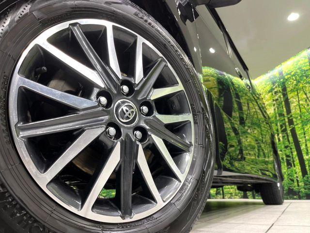 �y����16�C���`�A���~�z�C�[���z�O�ςɃ}�b�`���������A���~�z�C�[���𑕒����Ă���܂��B�e��ЊO�A���~�z�C�[����A�X�^�b�h���X�^�C�����戵�����Ă���܂��B���񂲑��k����������